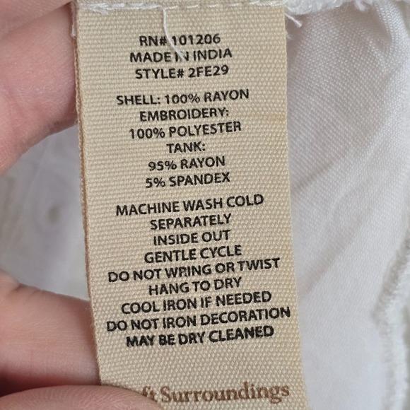 Soft Surroundings Shirt Womens Large Icon Melissani Tunic Top Scallop Hem Eyelet - Picture 8 of 13